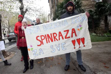 'Stalno slušamo samo lažna obećanja Kujundžića o Spinrazi, a niti nakon 20 dana nemamo najavljene odgovore'