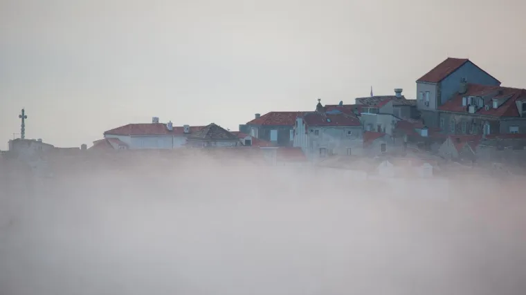 Hitan poziv iza ponoći: Trudnica po gustoj magli na moru i mraku prevezena u Zadar