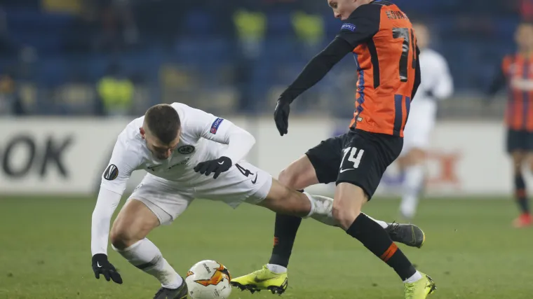 Rebić potvrdio Eintrachtovo ru&scaron;enje &Scaron;ahtara, Arsenal pro&scaron;ao dalje, Lekin Brugge ispao