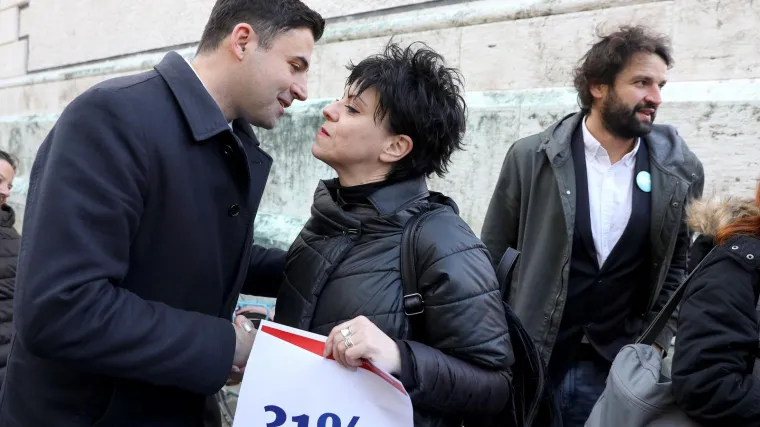 Komadina i Jelu&scaron;ić nemaju ni&scaron;ta protiv povratka biv&scaron;e kolegice: 'Mireli Holy otvorena vrata SDP-a'