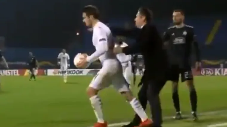 Ovo je trenutak kad je izgubio strpljenje i zaradio isključenje