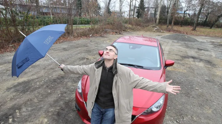 'Bit će brza, nagla i žestoka. Odgodite putovanja!'