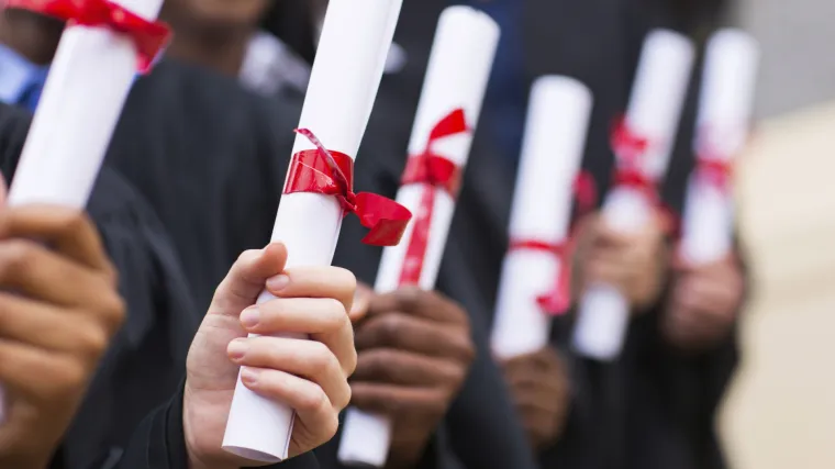 S lažnom diplomom 10 godina predavala povijest, ravnatelj: 'U &scaron;oku sam'