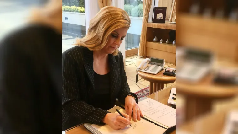 Kako je i obećala: Predsjednica potpisala odluku o pomilovanju Huanita koji je uzgajao marihuanu