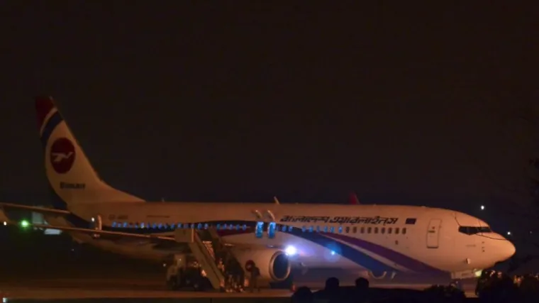 Mu&scaron;karac s pi&scaron;toljem poku&scaron;ao ući u pilotsku kabinu