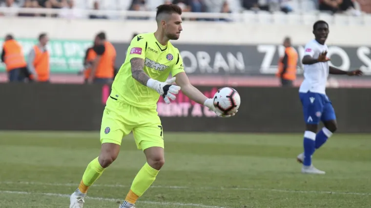 Josip Posavec: 'Ne zanimaju me velike baje, želim svojim obranama razveseliti obične ljude'