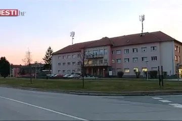 Noćna potraga za naoružanim muškarcem: Policija pretresa kuću uhićenog, nije želio odati 'kompanjona'