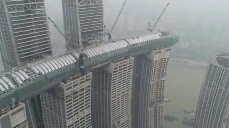 Preko noći će se pretvarati u divovsku svjetlosnu zraku