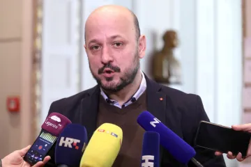 'Treba kupiti zastupnike po Lici, Začretju, Zagorju'