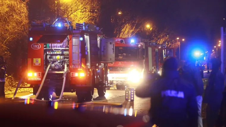 Rovinjski vatrogasci iz gorućeg stana izvukli troje djece