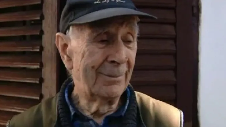 'Bili su u lokvama krvi, svi ranjeni, ja sam uzeo malog...'