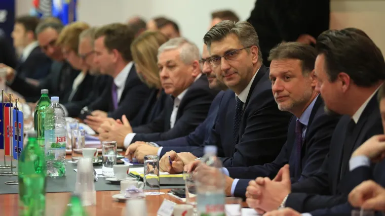 HDZ objavio financijsko izvješće za 2018.: Ostvarili su višak od gotovo 13 milijuna kuna