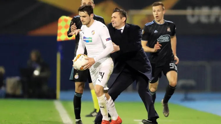 UEFA kaznila Bjelicu i Dinamo: Modri na Maksimiru protiv Benfice bez trenera!