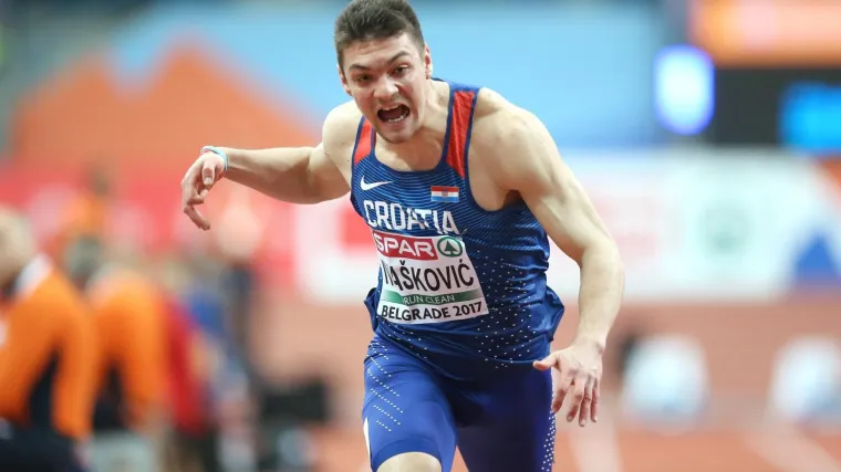 Diskvalificirani Iva&scaron;ković zapeo već u kvalifikacijskoj skupini