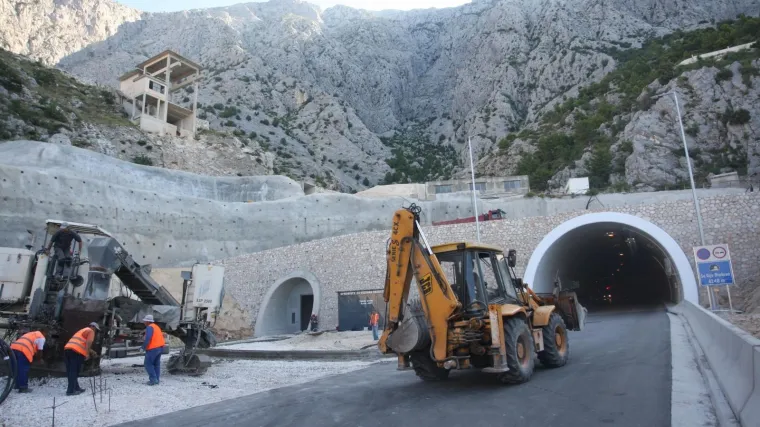 Ovo su alternativni pravci