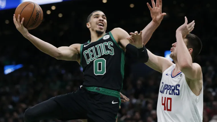 Navijači Lakersa dočekali Zupca pljeskom, a trener odu&scaron;evljen njime: 'Obožavam ga'