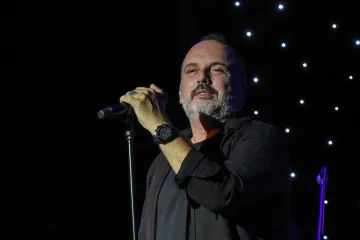 Trosatnim koncertom pjevač najavio svoj novi spektakularan projekt