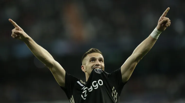 Zanimljiv rekord Du&scaron;ana Tadića: Posljednji put igrač Ajaxa je ovo napravio protiv - Dinama