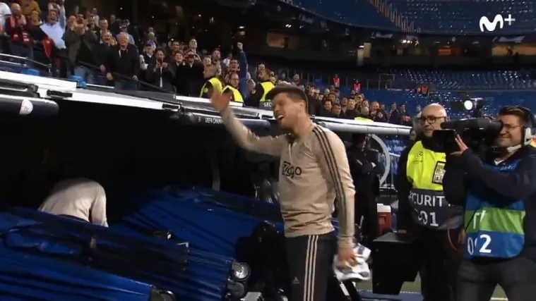 Pogledajte kako je biv&scaron;i galacticos vodio navijanje nakon slavlja Ajaxa