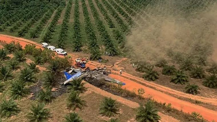 Poginulo je 14 osoba, među njima i jedan gradonačelnik