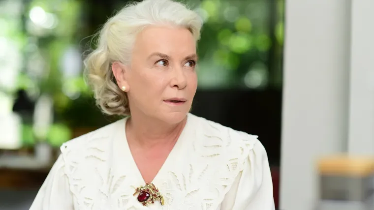 Esma svojim potezom povrijedi Garipa te iznenadi cijelu obitelj (Istanbulska nevjesta)