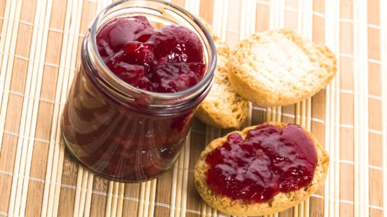 S trži&scaron;ta se povlači ALGA voćni namaz od &scaron;ljiva iz Srbije