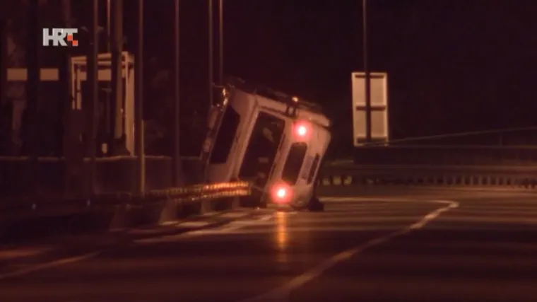 Bura udarala 145 km/h, ali oni su odlučili proći