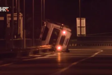 Bura udarala 145 km/h, ali oni su odlučili proći