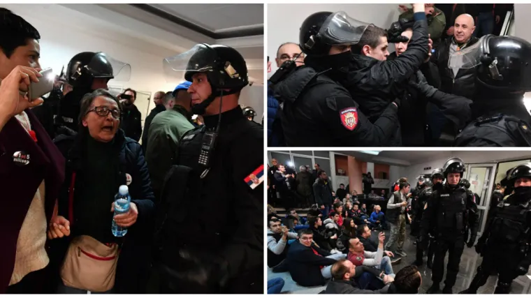 VIDEO Prosvjednici u&scaron;li u zgradu RTS-a, policajci ih iznijeli: 'Zavr&scaron;eno je 7 godina Vučićeve diktature i laži'