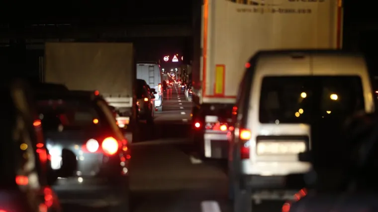 Jedan probio ogradu, drugi zavr&scaron;io na krovu, ima ozlijeđenih...