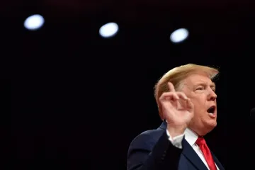 'Objasnite 300 negativnih izvještaja o Trumpu'