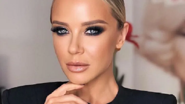 Pjevačica je bez &scaron;minke neprepoznatljiva