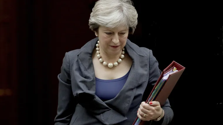 Do izlaska ostalo 10 dana: May će zatražiti odgodu Brexita do kraja lipnja, moguće i do dvije godine