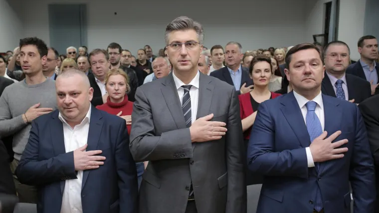 Plenković na godi&scaron;njici HDZ-a Pe&scaron;čenica-Žitnjak: 'Izloženi smo političkim akterima koji nude jeftine trikove'