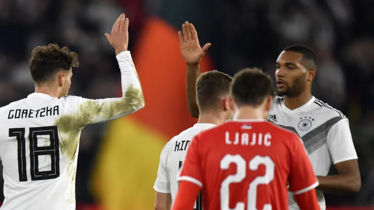 Srbija u Wolfsburgu vodila 55 minuta, Njemačku spasila pogre&scaron;ka, a Saneovu nogu samo sreća