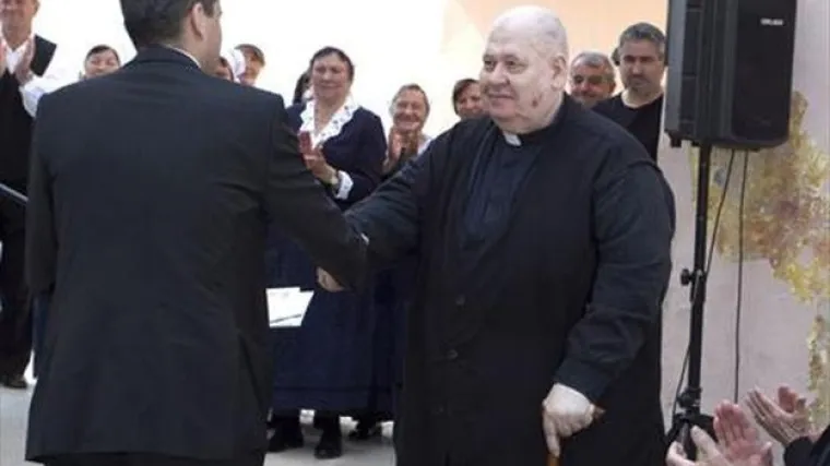 Među 80-ak okupljenih i 9 svećenika