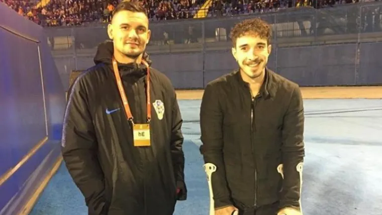 Na Hrvatsku i na &scaron;takama: Ozlijeđeni dvojac Lovren - Vrsaljko na Maksimiru bodri suigrače!