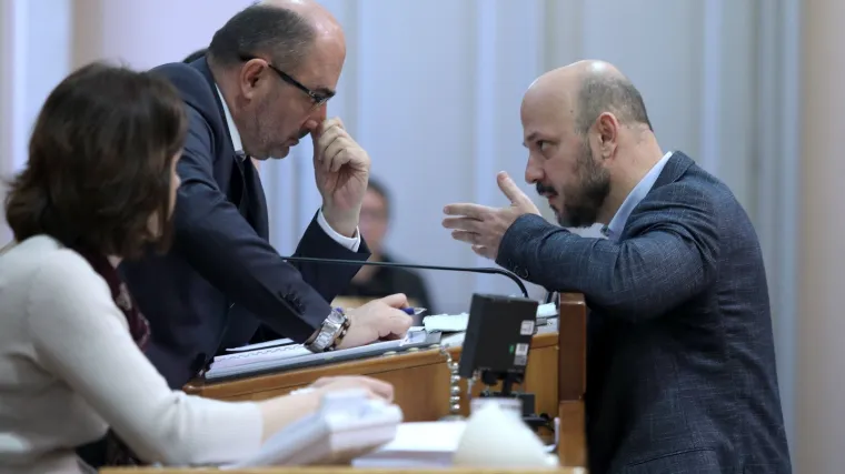 Maras zove inspekciju u Sabor: 'Kako vam Brkiću i Jandrokoviću nije neugodno gledati te ljude'