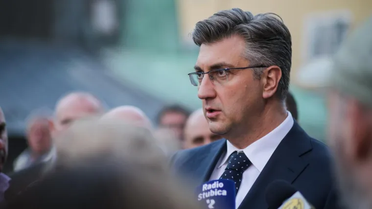 Plenković o aferi Mercedes: 'Čuo sam se s ministricom, sve smo rije&scaron;ili'