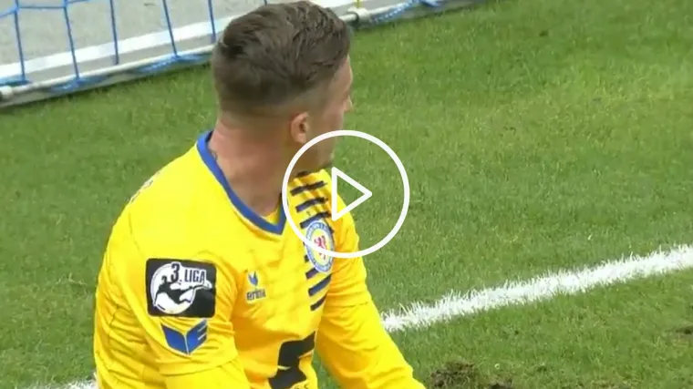 VIDEO Kad lopta jednostavno neće u gol: Pogledajte jednu od najgorih serija proma&scaron;aja