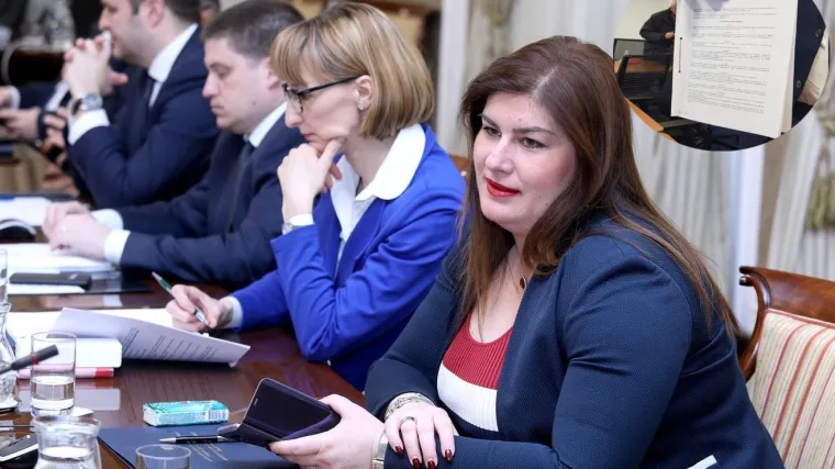 Detalj oko potpisa mogao bi potopiti Žalac; 'Da ja i vi idemo uzeti auto, tražili bi nas to isti dan'