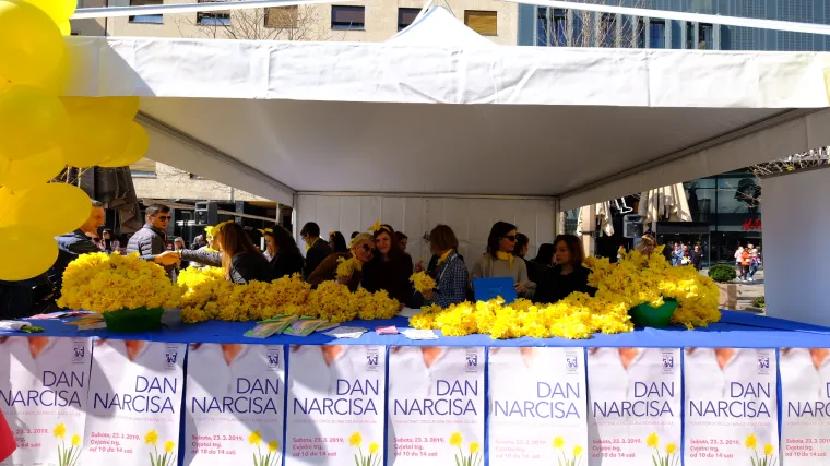 Posjetom oboljelima od raka dojke, udruga Europa Donna Hrvatska obilježila 23. Dan narcisa