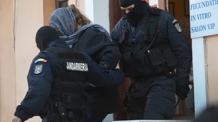 Policija zaplijenila vi&scaron;e od tone kokaina s prevrnutnog broda