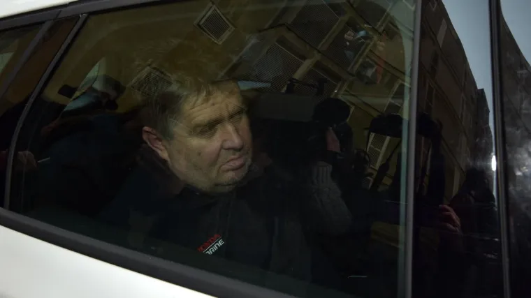 Je li bio svjestan onog &scaron;to radi? Otac koji je bacio svoju djecu s balkona ostaje u zatvorskoj bolnici