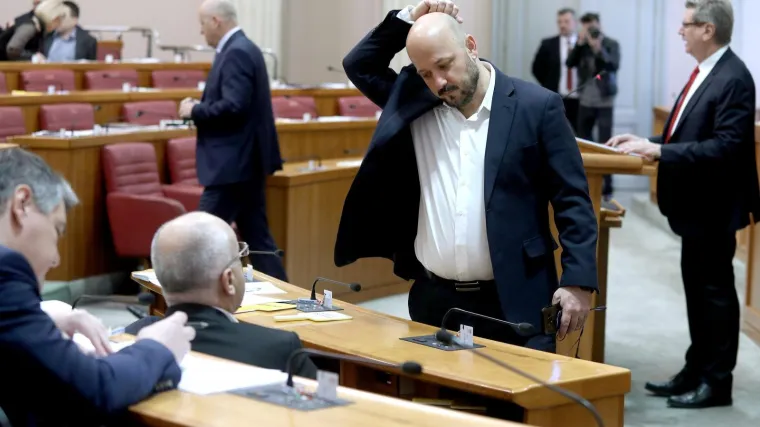 Žele veću transparentnost financijskih transakcija