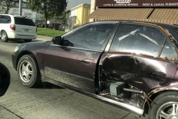 SLUPALI AUTO, A NISU IMALI LOVE ZA POPRAVAK: Što će jadni, odlučili sami pokrpati štetu pa napravili super fore