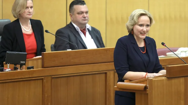 Najvi&scaron;e pritužbi zbog diskriminacije, na poslu najvažnija isprava strančka iskaznica