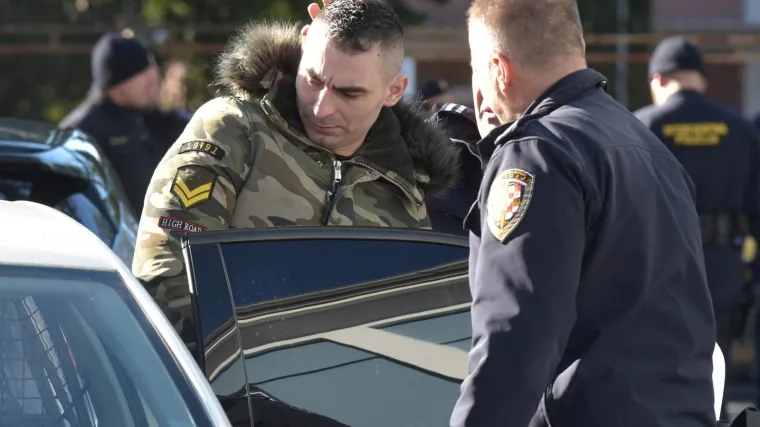 Daruvarac ponovno u pritvoru: U kafiću u Zadru prijetio mladiću pa nasrnuo na njega