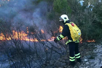 Vatrena linija dugačka je preko 500 metara