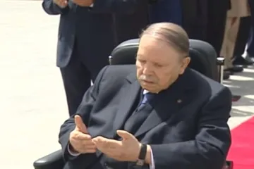 Alžirski predsjednik Bouteflika će dati ostavku do 28. travnja